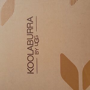Koolaburra by Ugg victoria girls boots color fandango brand new with tags/box